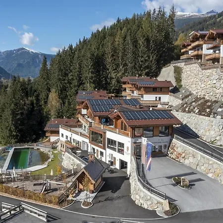 Luxury With Access شاليه